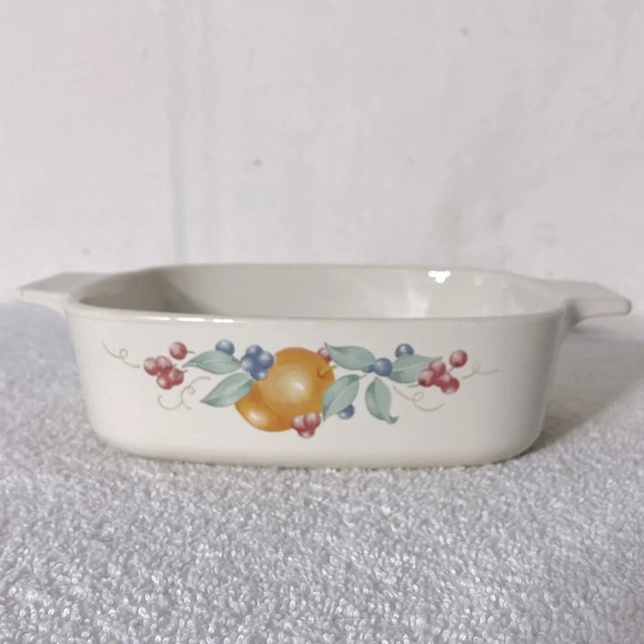 Vintage Corningware Abundance Print Casserole Dish A-1-B 1L USA - Picture 4 of 13